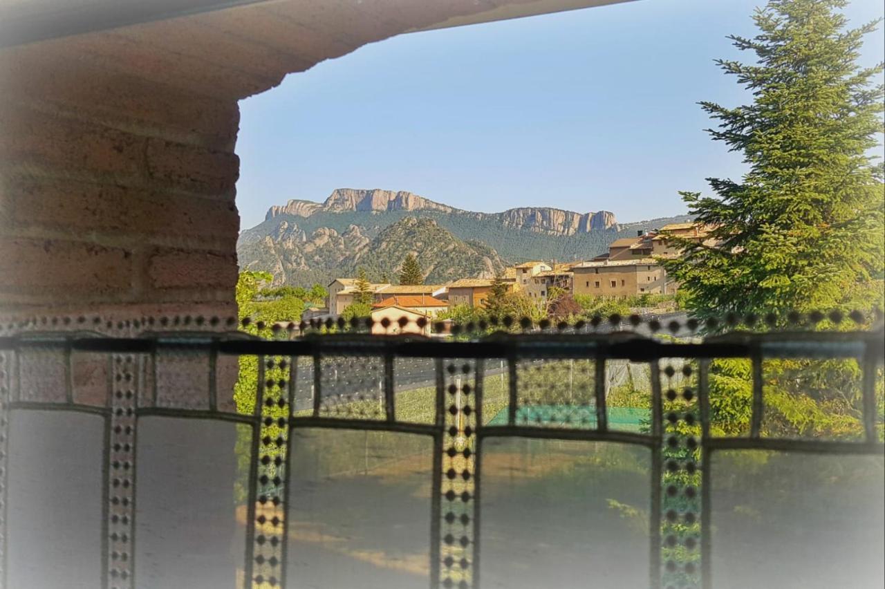 Casa Rural Cirerer San Lorenzo de Morunys Εξωτερικό φωτογραφία